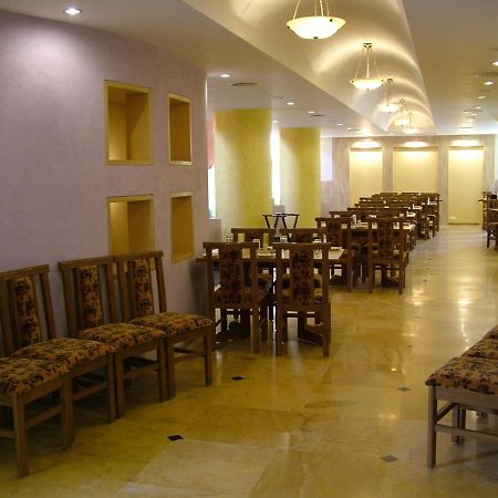 Hotel City Park, Solapur Exteriör bild
