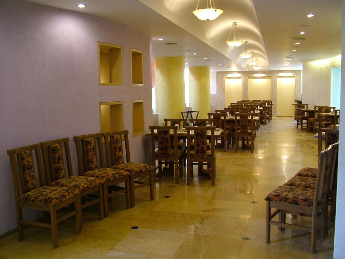 Hotel City Park, Solapur Exteriör bild